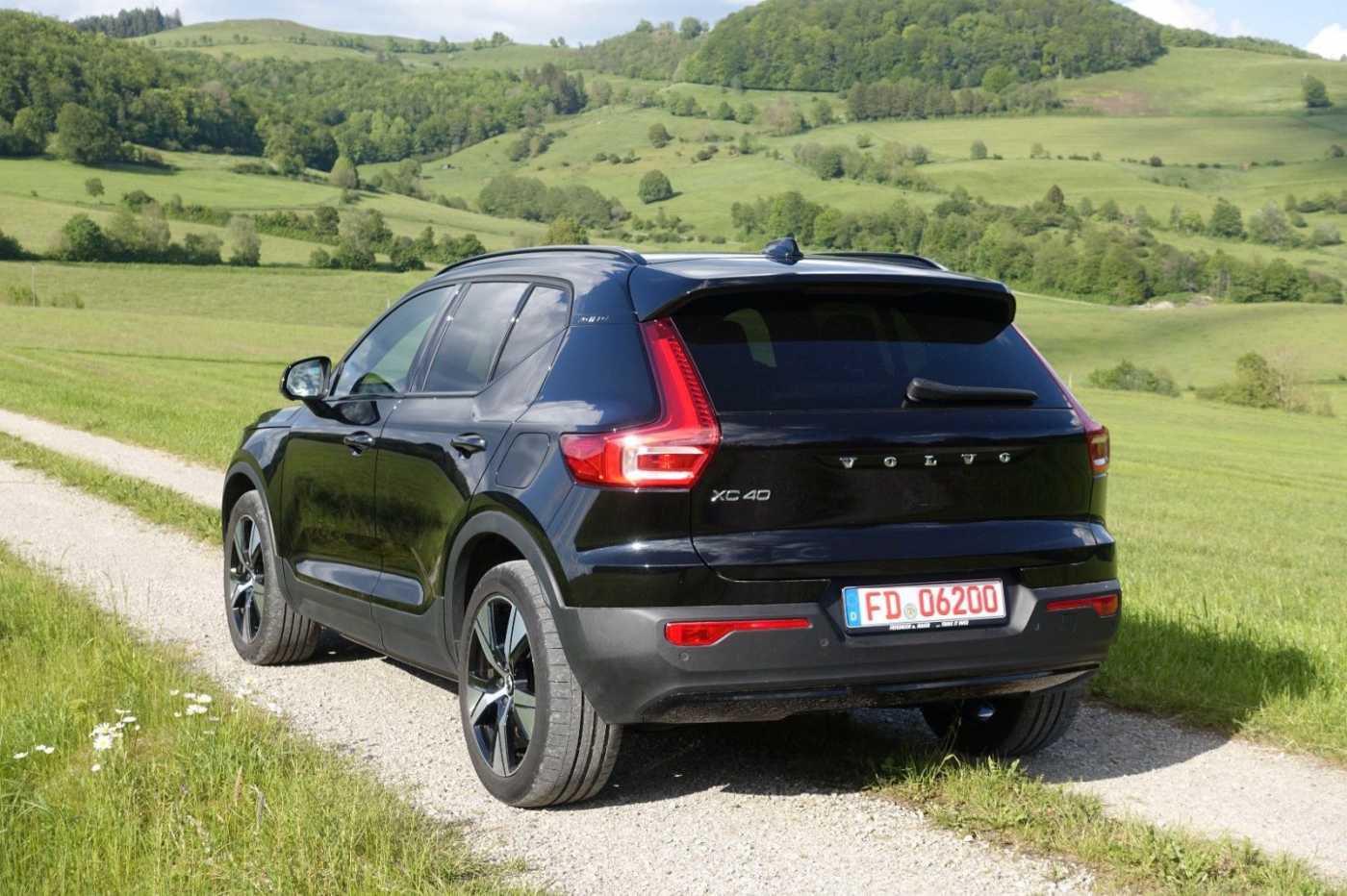 Volvo  R-Design AWD BLIS*ACC*360*H/K*Wärmepumpe