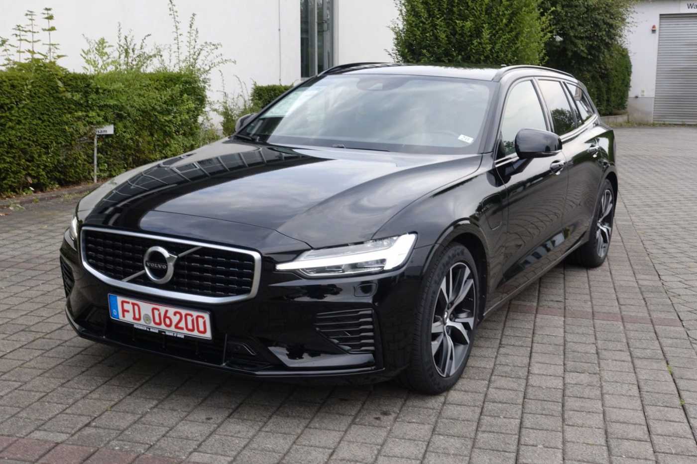 Volvo  T8 PHEV AWD R-Design AHK*RFK*H&K*V-LED