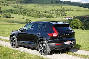 Volvo  R-Design AWD BLIS*ACC*360*H/K*Wärmepumpe