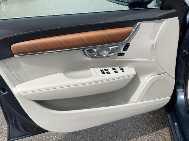 Volvo  V90 Inscription Plug-In Hybrid AWD Bluetooth Navi LED Vollleder Klima Standhzg E