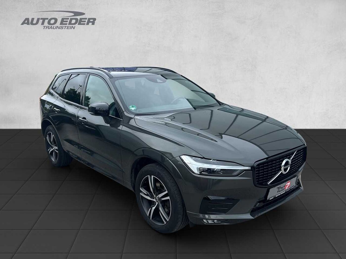 Volvo  XC 60 R Design AWD Bluetooth Navi LED Klima Einparkhilfe el. Fenster