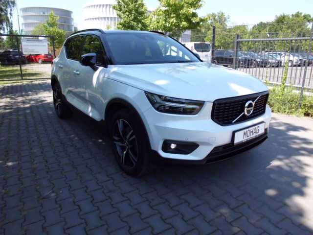 Volvo  R Design Recharge Plug-In Hybrid 2WD T5 Twin Engine EU6d AHK-el. klappb. Navi Le