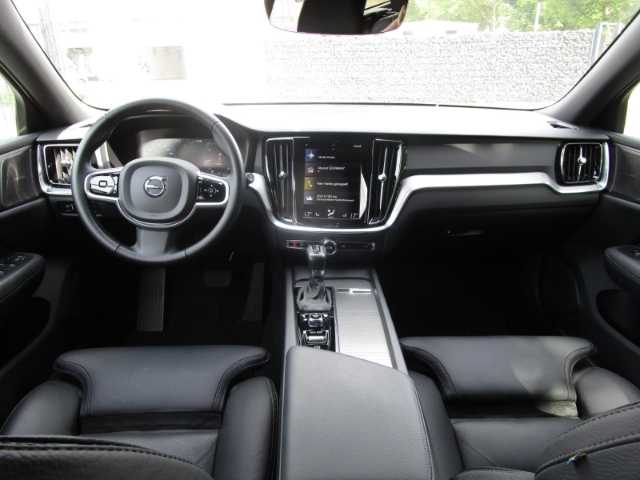 Volvo  Cross Country AWD D4 EU6d-T Pro Leder LED Navi Keyless Kurvenlicht e-Sitze Parkl