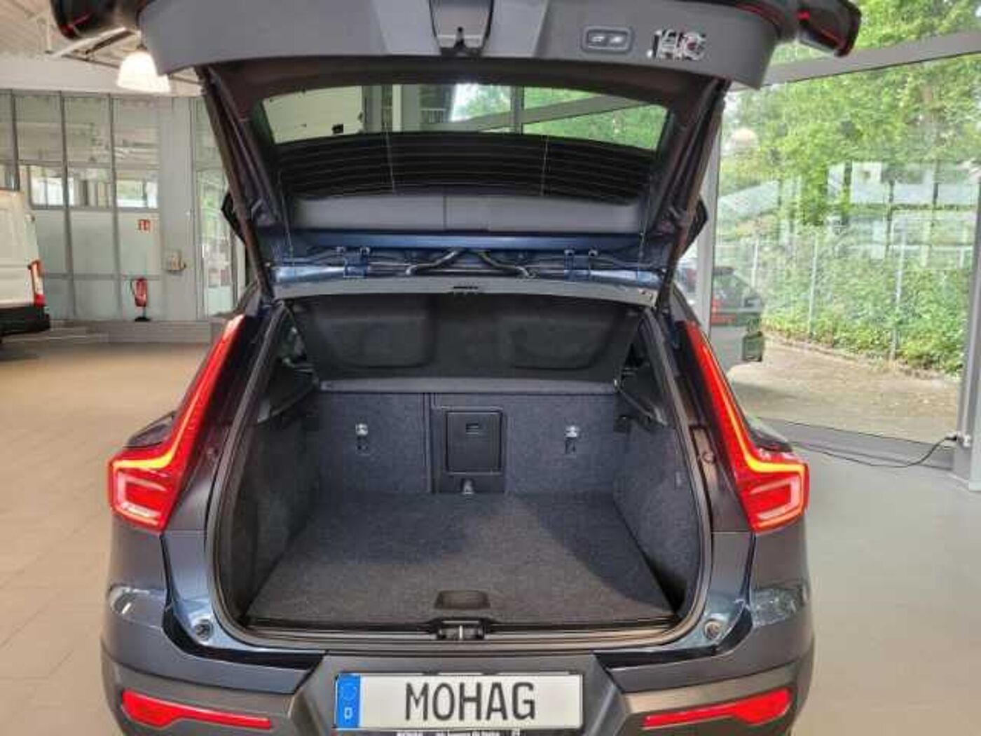 Volvo  Recharge R Design T4 - Harman/Kardon