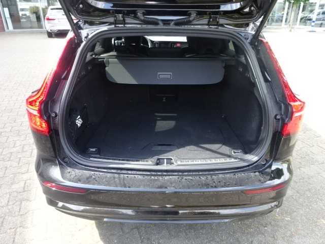 Volvo  Plus Dark B4 - Navi, ACC, Standheizung