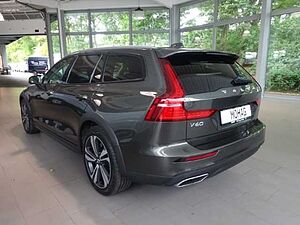 Volvo  Pro D4 AWD - ACC, Kamera, AHK schw.