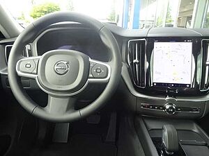 Volvo  Core B4 FWD - ACC, LED, Navi, Kamera