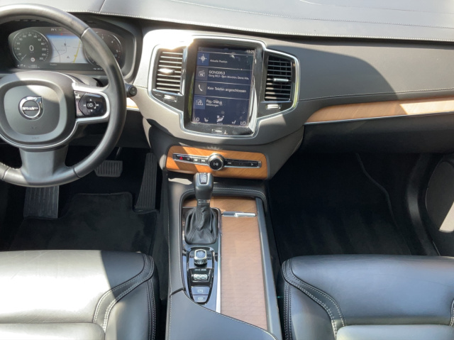 Volvo  XC90 D5 Inscription AWD Automatik 7-Sitzer Bluetooth Head Up Display Navi LED Vo