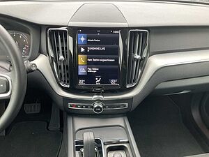 Volvo  XC60 B4 (Benzin) Momentum Pro 2WD Automatik Bluetooth Navi LED Klima Einparkhilf