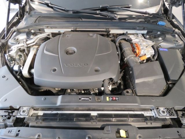 Volvo  V60 T8 TWIN ENGINE AWD Automatikgetriebe (223+65kW/303+87PS) Inscription