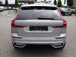 Volvo  Plus B4 Dark/Kamera/H&K/Memory/Pano/Carplay