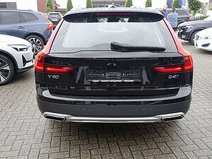 Volvo  V90 D4 AWD Cross Country Pro/Standheizung/AHK