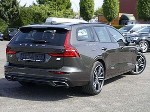 Volvo  Recharge T6 AWD R-Design AHK/PILOT/BLIS/KAME