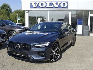 Volvo  Ultimate B5 AWD/Dark/360°/Pano/H&K/BLIS