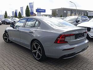 Volvo  Ultimate B5 AWD/Dark/360°/BLIS/H&K/360°/Pano