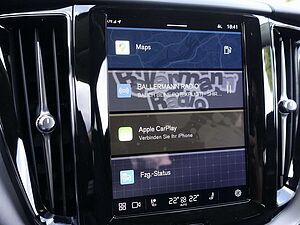 Volvo  B4 Core/Kamera/AHK/BLIS/Winterpaket/Carplay