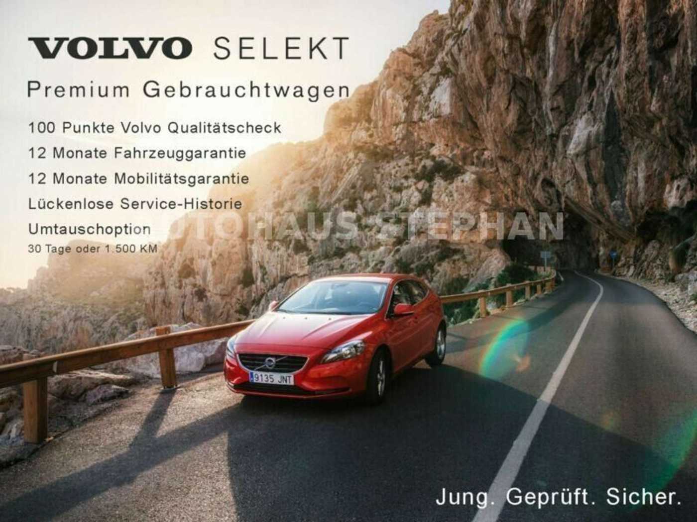Volvo  T3 Momentum Pro NAVI AHK GARANTIE