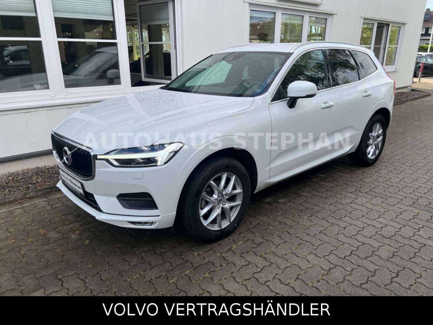 Volvo  D3 Momentum Pro EURO6D GARANTIE