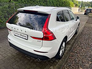 Volvo  D3 Momentum Pro EURO6D GARANTIE