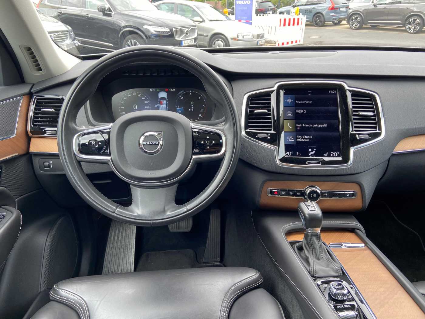 Volvo  D5 AWD Inscription, ACC, Pano, 360°, Head-Up, Standheiz. , AHK