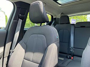 Volvo  XC40 Momentum Pro, D3 AWD Automatikgetriebe