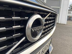 Volvo  T4 R-Design, BLIS, ACC, 360°, H&K