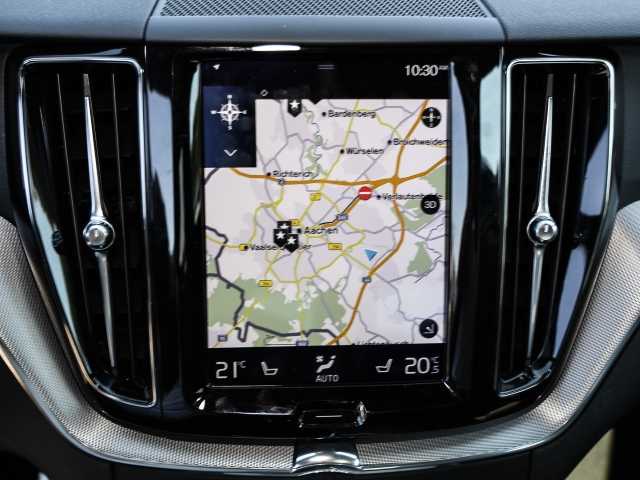 Volvo  R Design 2WD D4 EU6d-T HUD Navi digitales Cockpit Memory Sitze Soundsystem Harma