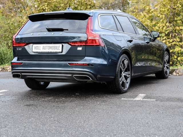 Volvo  Kombi Plus Bright Recharge Plug-In Hybrid AWD T6 Twin Engine EU6d Allrad digital