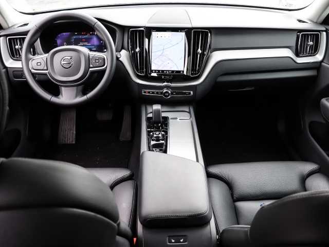 Volvo  Core 2WD B4 Benzin EU6d digitales Cockpit Memory Sitze Soundsystem LED Scheinwer