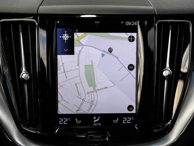 Volvo  Momentum Pro AWD B4 Diesel EU6d Allrad StandHZG Navi Leder digitales Cockpit