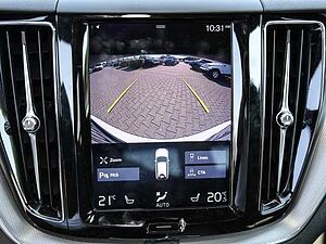 Volvo  R Design 2WD D4 EU6d-T HUD Navi digitales Cockpit Memory Sitze Soundsystem Harma