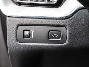 Volvo  R Design AWD B5 Diesel EU6d Allrad HUD StandHZG Navi digitales Cockpit Memory Si