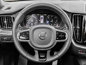 Volvo  R Design AWD B5 Diesel EU6d Allrad StandHZG Navi digitales Cockpit Memory Sitze