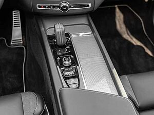 Volvo  R Design AWD B5 Diesel EU6d Allrad StandHZG Navi digitales Cockpit Memory Sitze