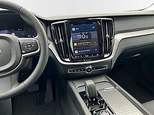 Volvo  B4 Diesel Core 18'' LED DAB Navi e-Sitze Beheizb. Frontsch. 4x SHZ Apple CarPlay