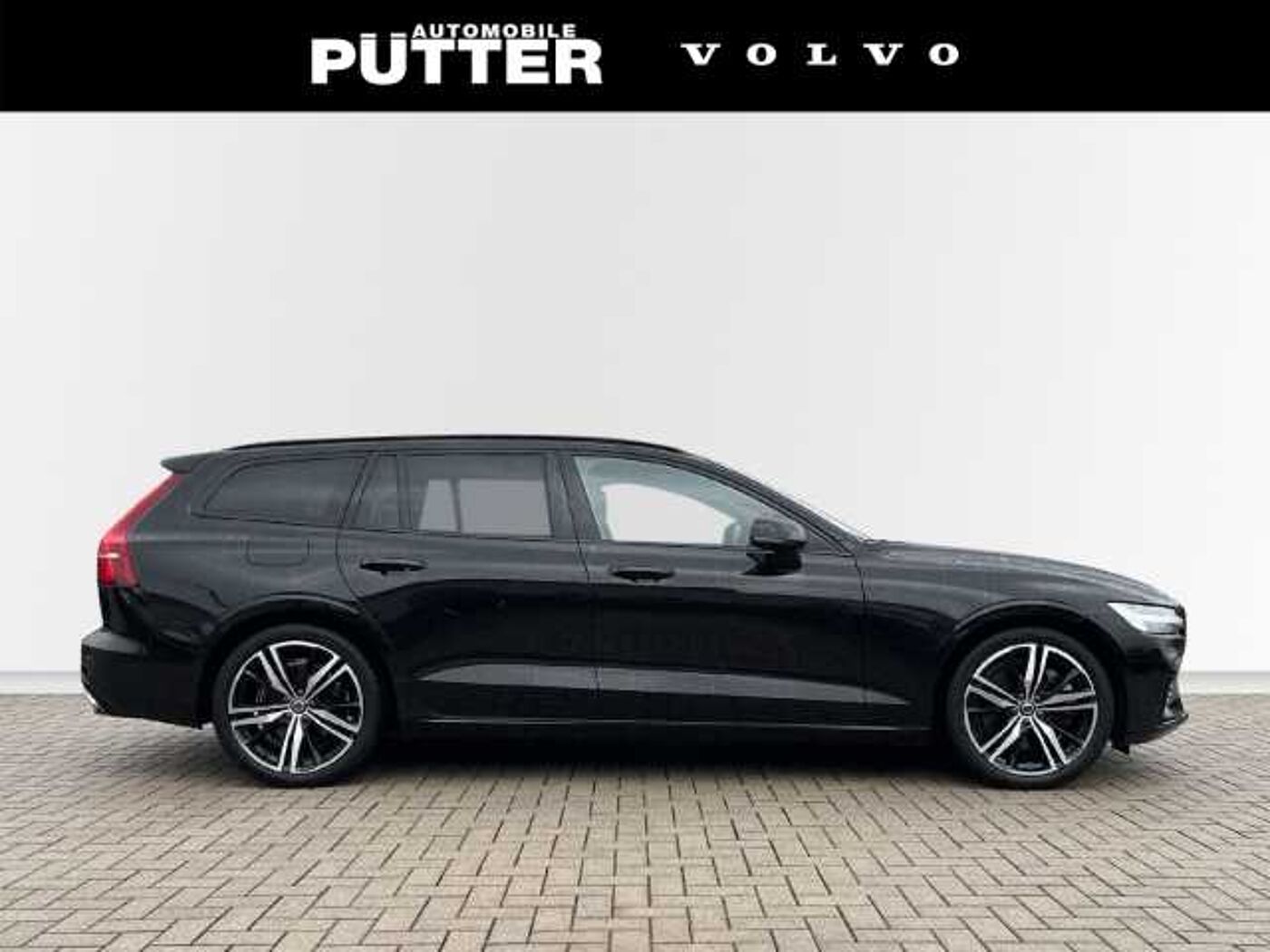 Volvo  Recharge T6 AWD R-Design Plug-In Hybrid 19'' ACC Panorama Harman SHZ StandHZG