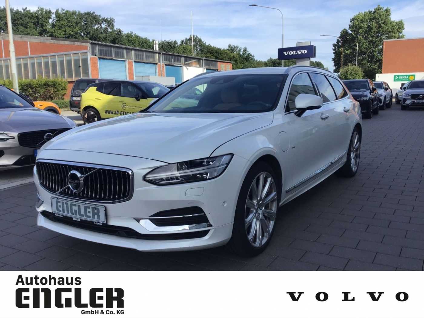 Volvo  T8 Inscription AWD PanoDach AHK HUD 360° Cam