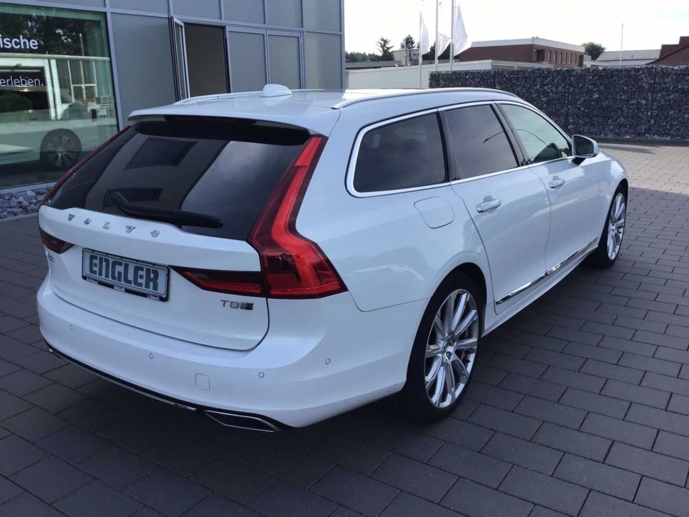 Volvo  T8 Inscription AWD PanoDach AHK HUD 360° Cam