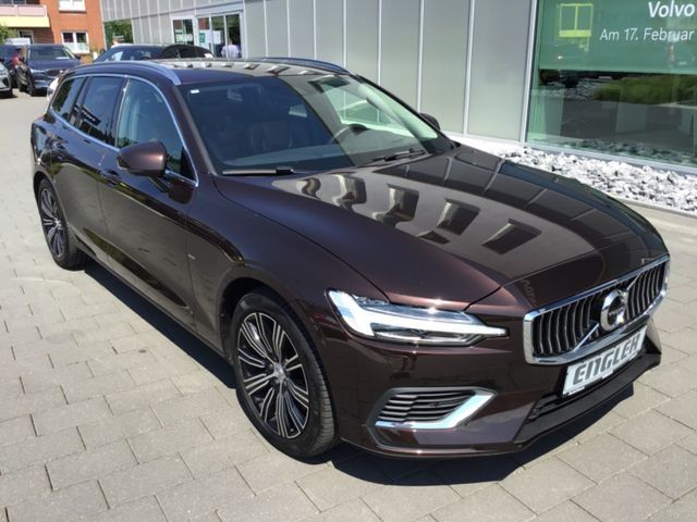 Volvo  V60 T8 TWIN ENGINE AWD Automatikgetriebe (223+65kW/303+87PS) Inscription