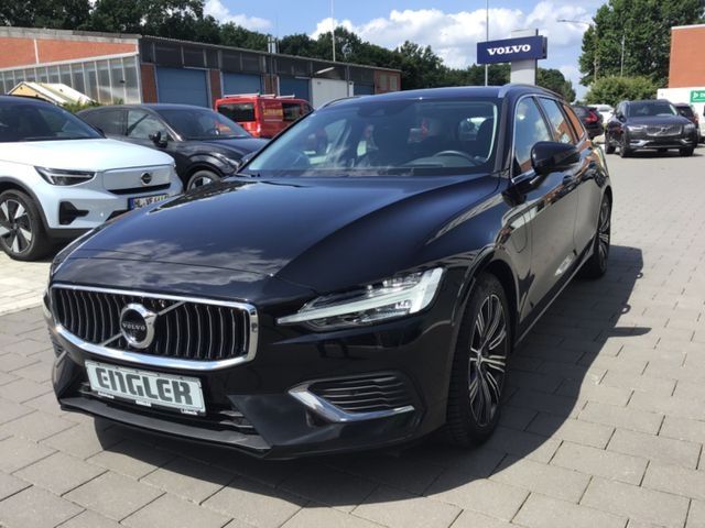 Volvo  T8 Inscription AWD PanoDach AHK Navi Leder