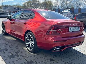 Volvo  T8 R-Design AWD Leder AHK PanoDach