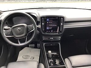 Volvo  T4 R-Design AWD Leder Cam PanoDach Stdhzg.