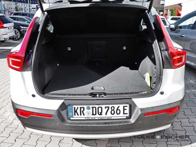 Volvo XC40 Plus Bright T5 Recharge  Intellisafe*Surround+Pilot*Assist+Navi+Rückfahrkamera+LE │ Vorführwagen –  in Krefeld