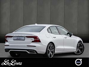 Volvo  S60 R-Design, B4 Mild-Hybrid Benzin