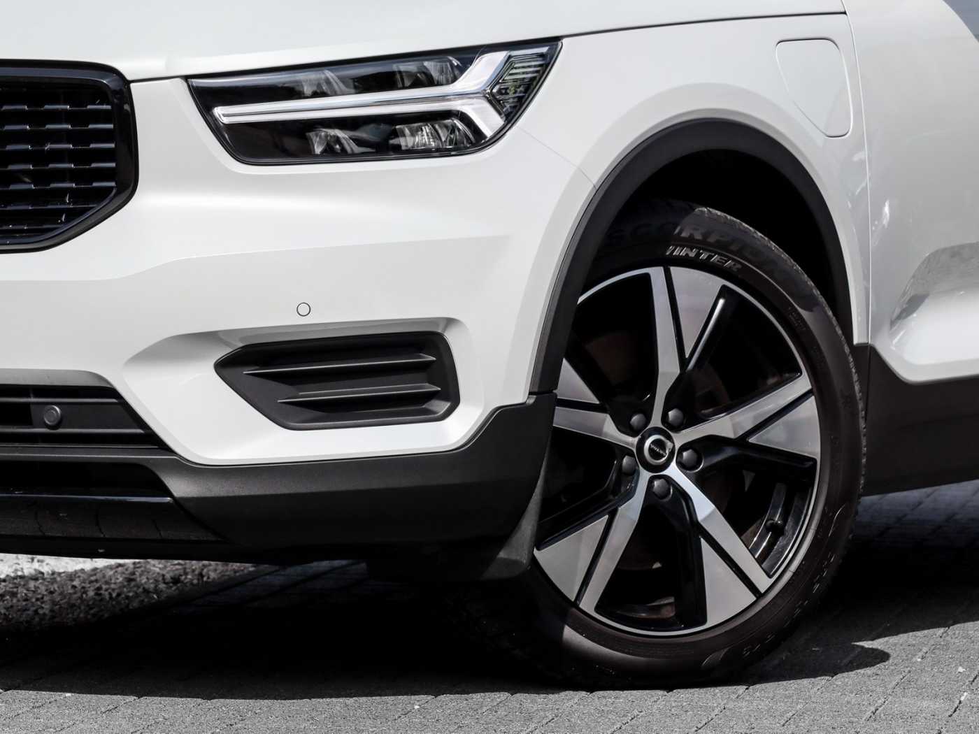 Volvo  XC40 Recharge R-Design, T4 Plug-in Hybrid