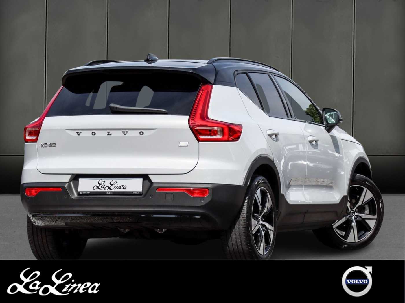 Volvo  XC40 Recharge Standard, P8 AWD Pure Electric