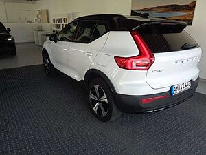 Volvo  Ultimate Recharge Pure Electric AWD