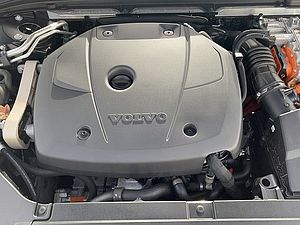 Volvo  T8 Twin Engine AWD R Design Recharge