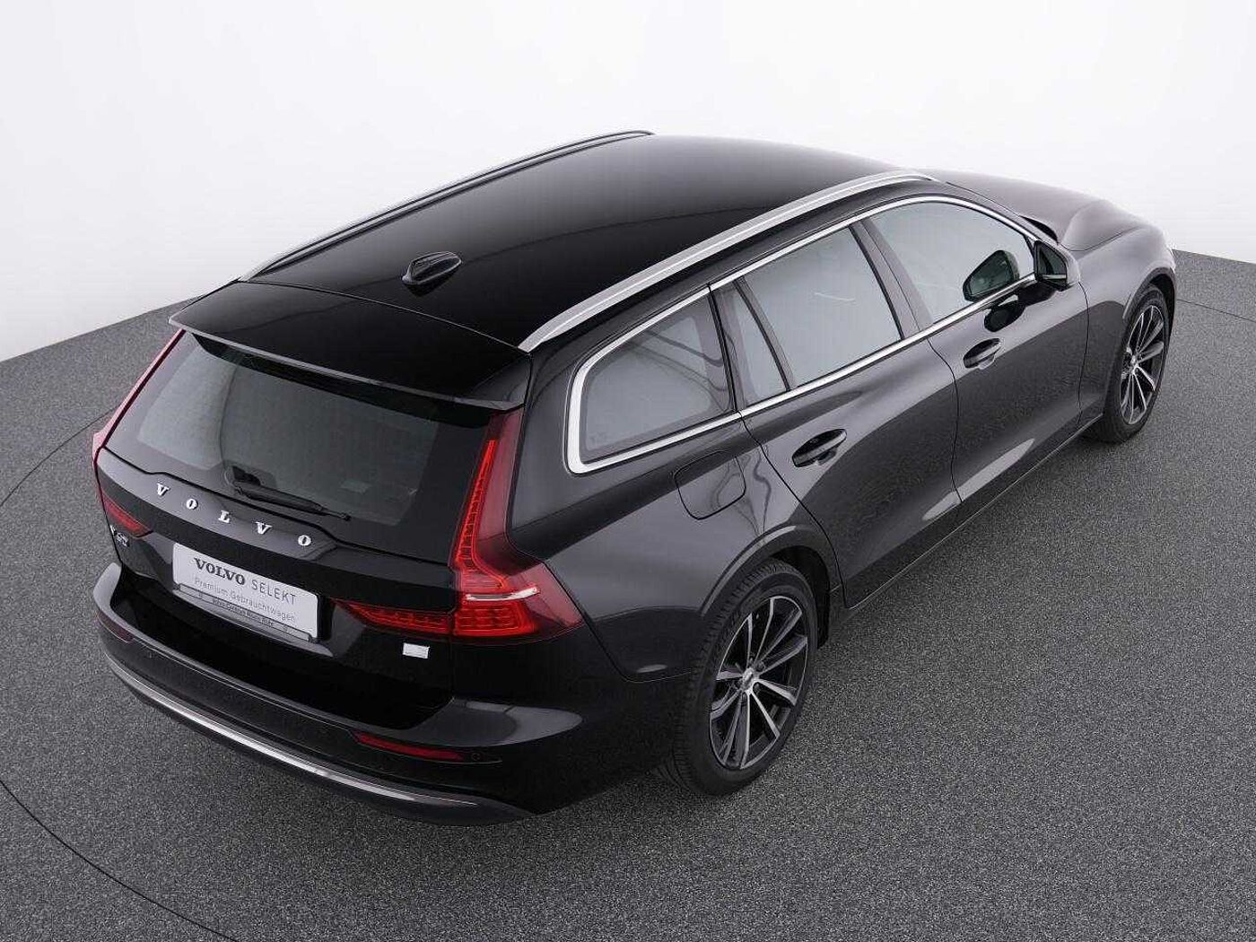 Volvo  V60 Recharge Core, T6 AWD Plug-in Hybrid, Elektrisch/Benzin, Bright