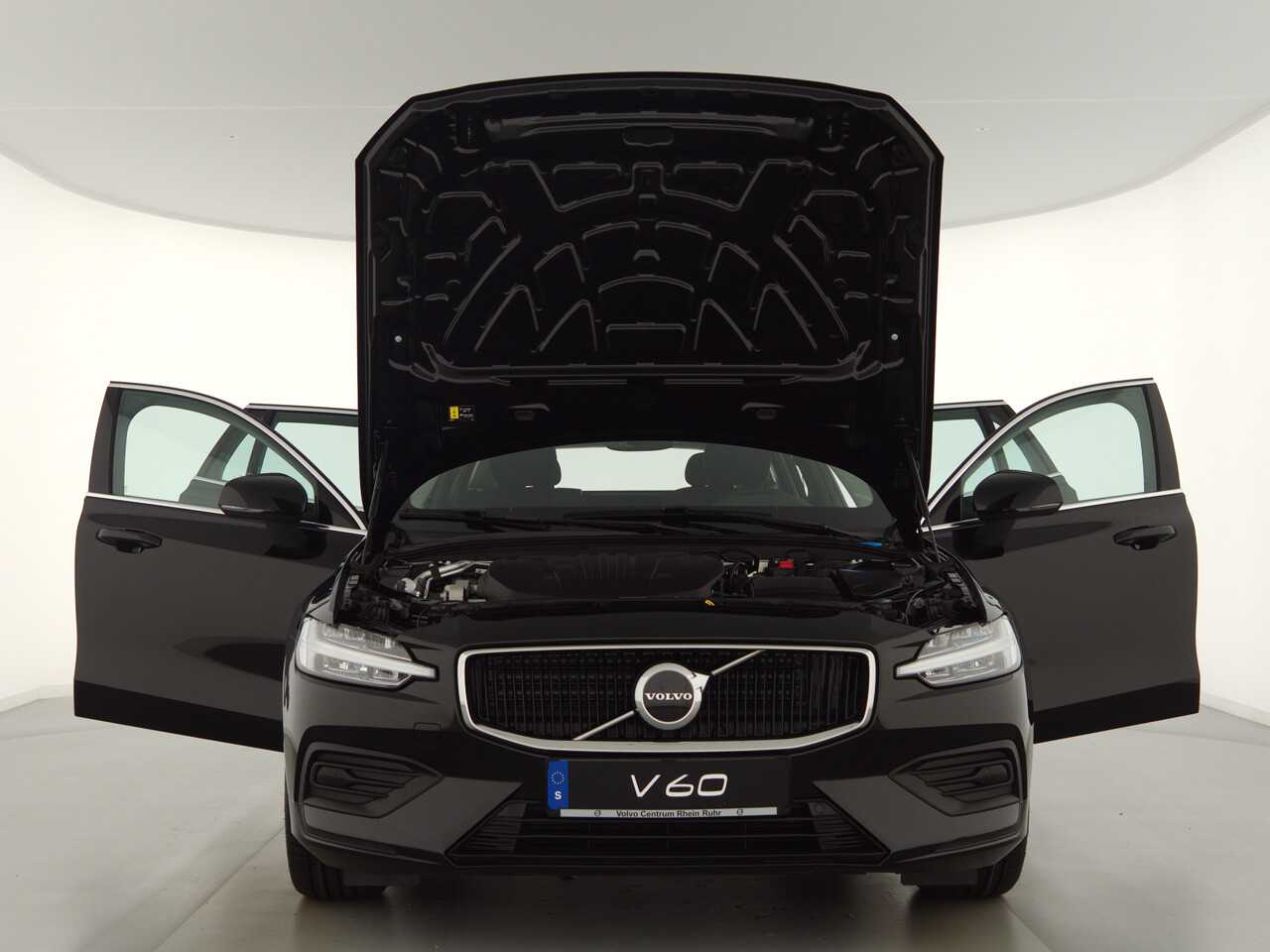 Volvo  V60 Core, B4 Mild-Hybrid, Benzin